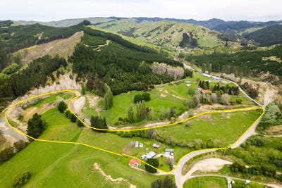 /international/nz/1689-waingake-road-muriwai-gisborne-380119816289/