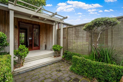 /international/nz/4186-kaipara-coast-highway-warkworth-auckland-380119840534/