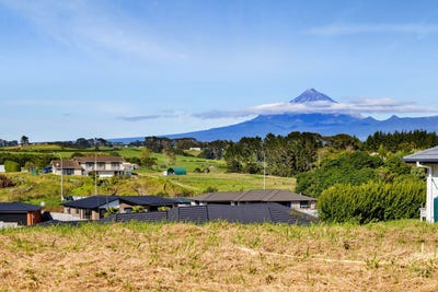 /international/nz/1-hinz-lane-bell-block-taranaki-380119815782/