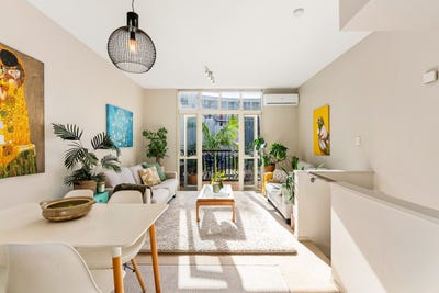 /international/nz/17-8-burgoyne-street-grey-lynn-auckland-380119824570/