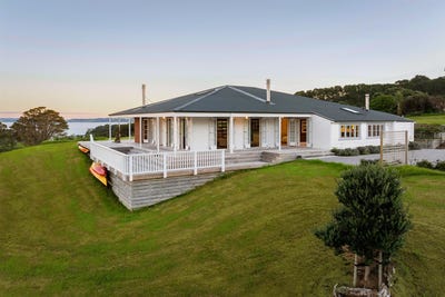 /international/nz/203-cape-rodney-road-leigh-auckland-380119851309/