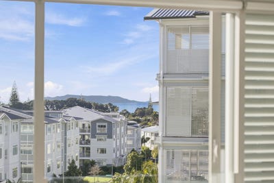 /international/nz/156-landmark-terrace-orewa-auckland-380119873663/
