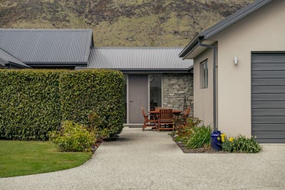/international/nz/38-judge-and-jury-drive-dalefield-wakatipu-basin-central-otago-lakes-district-380120036545/