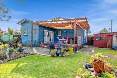 /international/nz/9-rosalind-street-stratford-taranaki-380119941993/