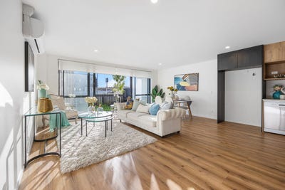 /international/nz/g03-1-dishys-road-flat-bush-auckland-380119827456/