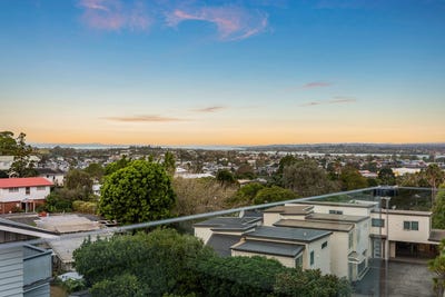 /international/nz/243d-st-johns-road-meadowbank-auckland-380119857451/