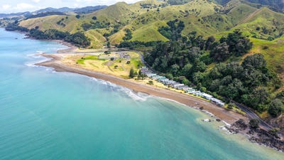 /international/nz/tram-7-949-thames-coast-road-waikawau-coromandel-380119864381/