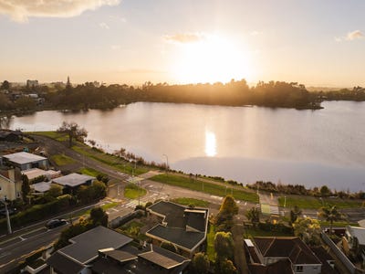 /international/nz/79-lake-domain-drive-frankton-waikato-380119984557/
