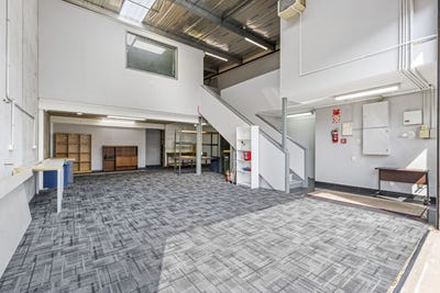 /international/nz/16-77-porana-road-wairau-valley-auckland-380119984032/