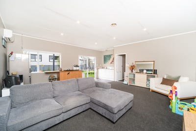 /international/nz/345a-tremaine-avenue-takaro-manawatu-whanganui-380119870412/