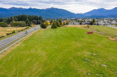 /international/nz/25-te-anau-mossburn-highway-te-anau-southland-380119844412/