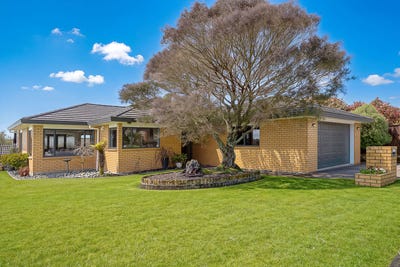 /international/nz/15-highfields-terrace-henderson-auckland-380120036398/