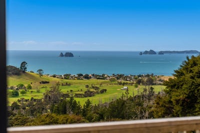 /international/nz/104b-centennial-drive-whitianga-coromandel-380120077559/