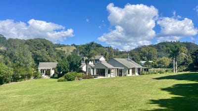 /international/nz/995f-purangi-road-cooks-beach-coromandel-380119817640/