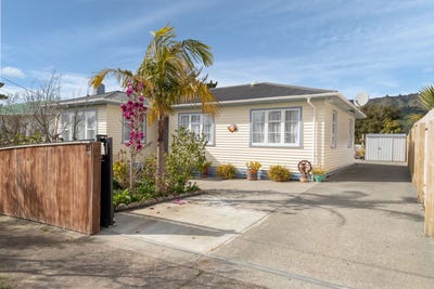 /international/nz/27-amundsen-grove-stokes-valley-wellington-380119875772/