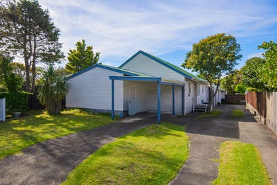 /international/nz/90-eatwell-ave-paraparaumu-beach-wellington-380119819939/