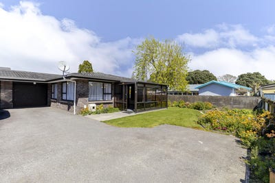 /international/nz/13c-grey-street-waitara-taranaki-380120126902/