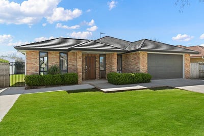 /international/nz/44-wiltshire-drive-huntington-auckland-380120025776/