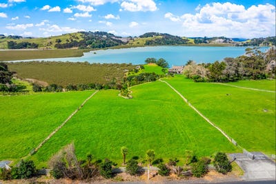 /international/nz/102-ridge-road-mahurangi-east-auckland-380119857902/