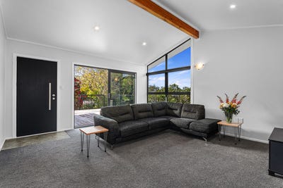 /international/nz/28-hinau-street-tikipunga-northland-380119963763/