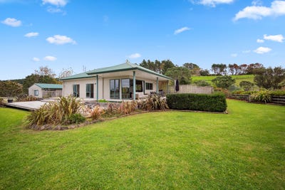 /international/nz/a-36-goudie-road-helensville-auckland-380119817534/