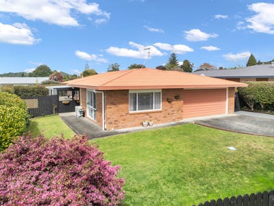 /international/nz/16-elm-place-tikipunga-northland-380119942334/