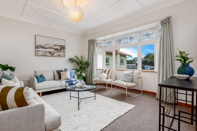 /international/nz/62-severn-street-island-bay-wellington-380119873232/