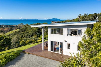 /international/nz/89-cullen-road-waipu-northland-380119860801/