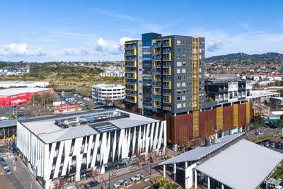/international/nz/1211-20-mccrae-way-new-lynn-auckland-380119846472/