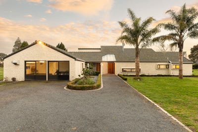 /international/nz/377a-telephone-road-puketaha-waikato-380119872207/