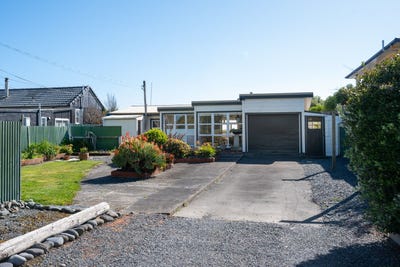 /international/nz/265-clifton-road-te-awanga-hawkes-bay-380120126544/