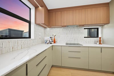 /international/nz/lot-6-315a-glengarry-road-glen-eden-auckland-380120025458/