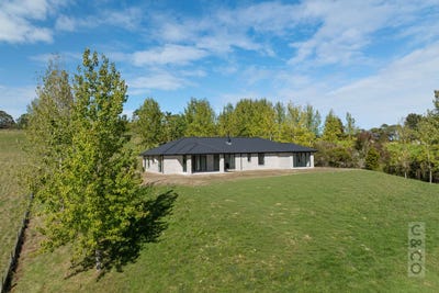/international/nz/524-ridge-road-riverhead-auckland-380119818085/
