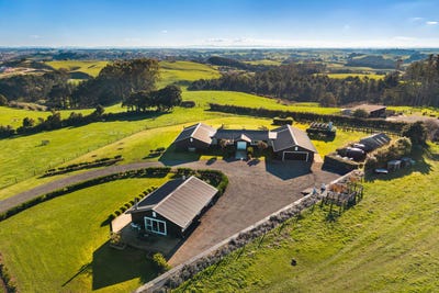 /international/nz/129-pukekohe-east-road-pukekohe-east-auckland-380119844436/