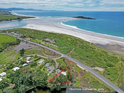 /international/nz/1-peace-street-taieri-mouth-otago-380119811853/