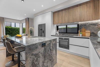 /international/nz/8-ryanville-lane-saint-heliers-auckland-380119857872/