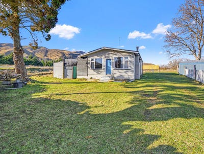 /international/nz/6015-hakataramea-highway-kurow-otago-380119819883/