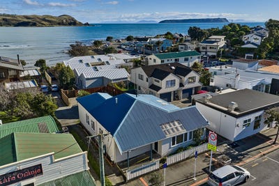 /international/nz/10-steyne-avenue-plimmerton-wellington-380119878639/