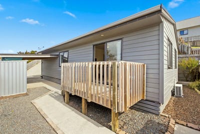/international/nz/15a-newark-close-gate-pa-bay-of-plenty-380119938324/