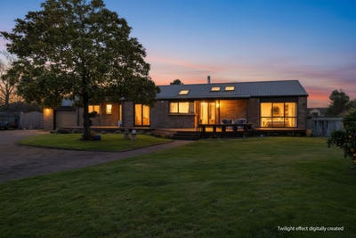 /international/nz/28-kahurangi-drive-rangatira-park-central-north-island-380119984480/