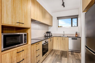 /international/nz/104-94-cambridge-terrace-waterloo-wellington-380119873944/