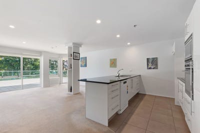 /international/nz/202-6-durham-street-kingsview-apartments-tauranga-central-bay-of-plenty-380119882908/