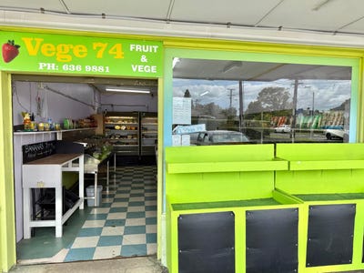 /international/nz/74d-rawhiti-road-one-tree-hill-auckland-380119848360/