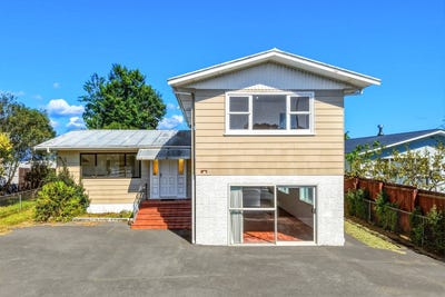 /international/nz/100-edmonton-road-henderson-auckland-380119984222/