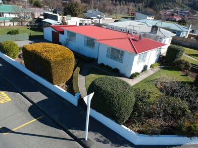 /international/nz/52-taward-street-oamaru-otago-380119873756/