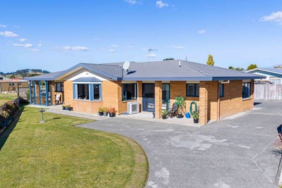 /international/nz/20-elm-place-tikipunga-northland-380119876418/