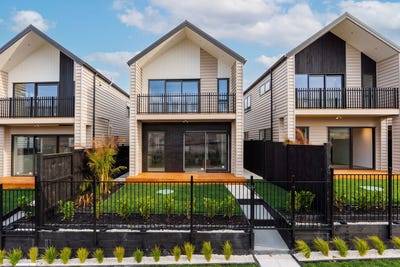 /international/nz/327-te-taruna-drive-orewa-auckland-380119941735/