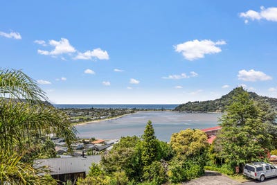 /international/nz/5-pine-grove-tairua-coromandel-380119853016/