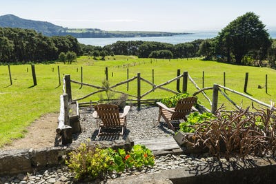 /international/nz/5114-te-araroa-road-hicks-bay-gisborne-380120035957/