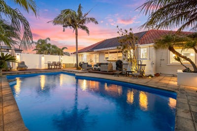/international/nz/6-the-esplanade-campbells-bay-auckland-380120078956/